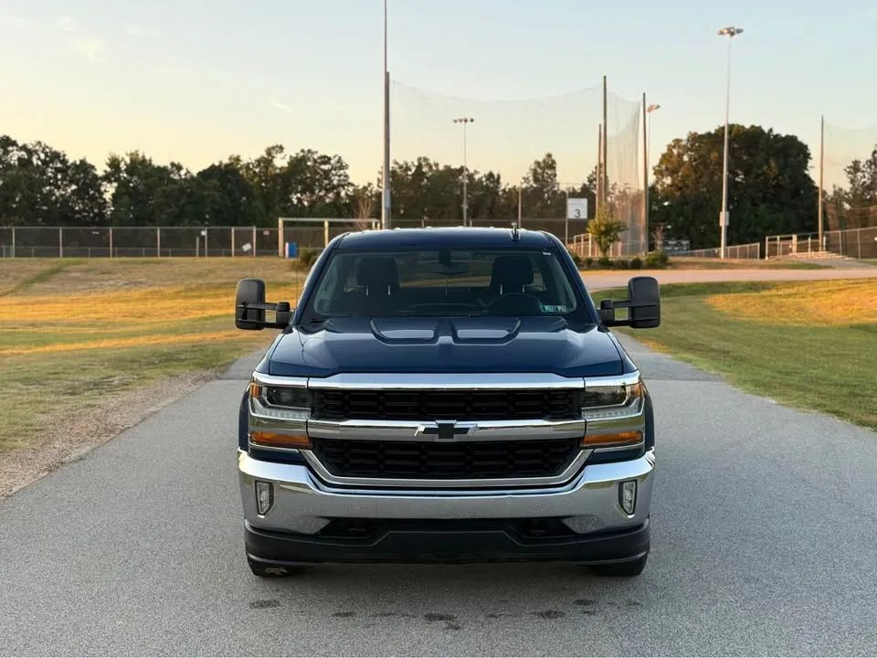 Chevrolet Silverado 1500 LT Double Cab 4WD (2017) - Gasoline